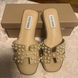 Steve Madden Hayden Raffia Pearl Sandal